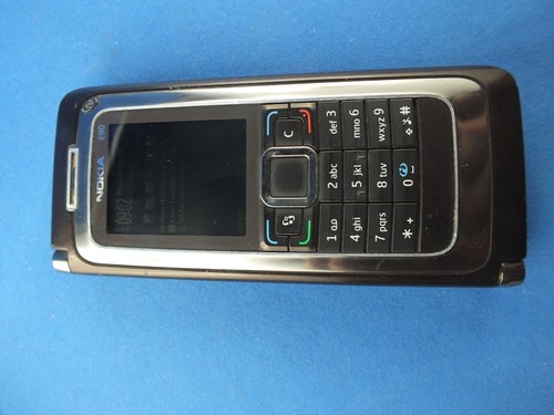 Nokia e90 communicator - communicator, mocca